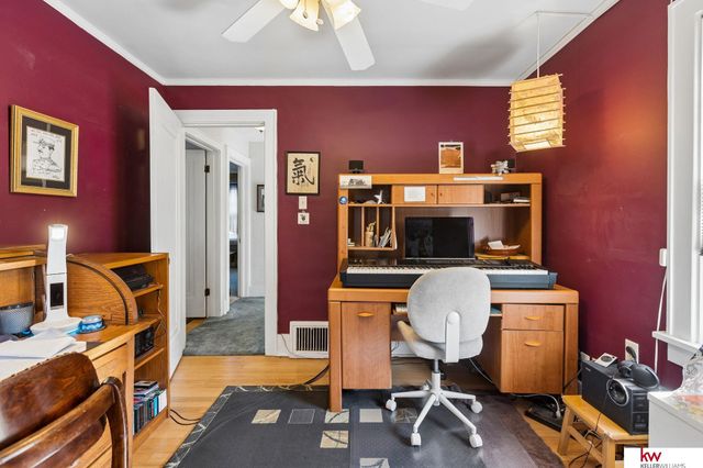 823 S 60th Street, Omaha, NE 68106