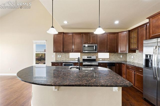 7681 Bonterra Lane, Colorado Springs, CO 80925