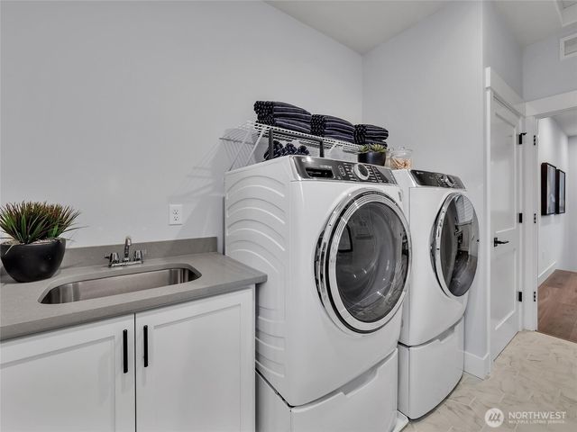 306 182ND Place SE, Bothell, WA 98012
