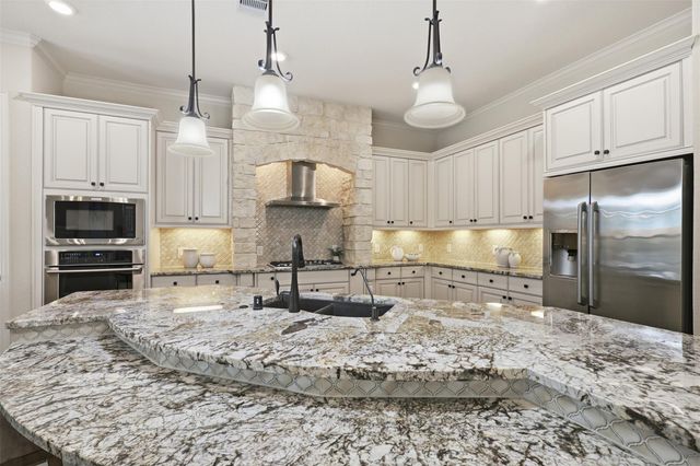 31209 Wooded Glen Lane, Spring, TX 77386