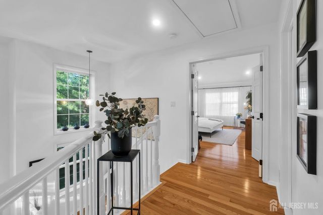 6 Clark Court, Bernards, NJ 07920