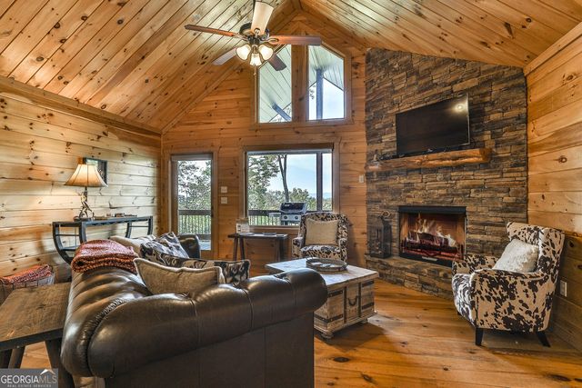 211 Big Timber Road, Mineral Bluff, GA 30559