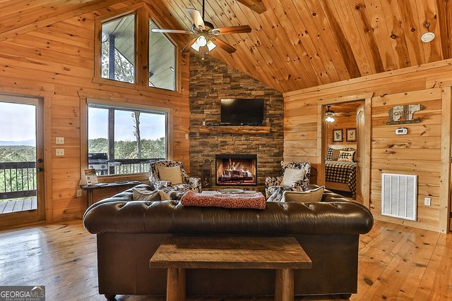 211 Big Timber Road, Mineral Bluff, GA 30559