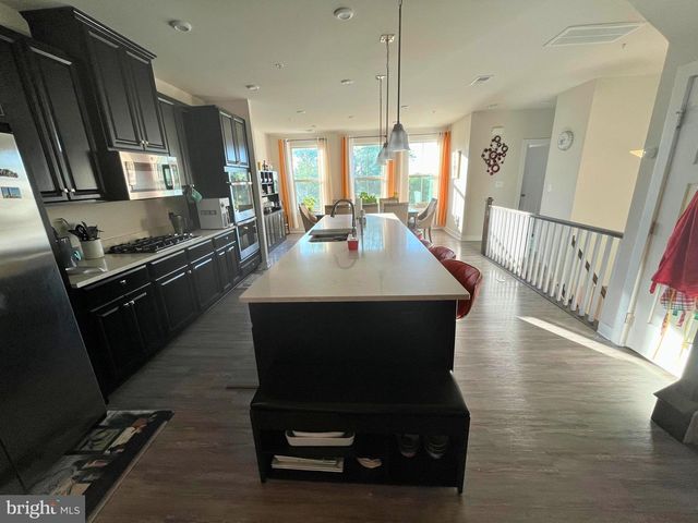 24750 MONK MEADOWS TER, Sterling, VA 20166