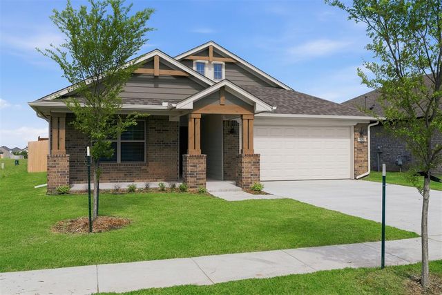 15913 Wolf Creek Way, Moore, OK 73170