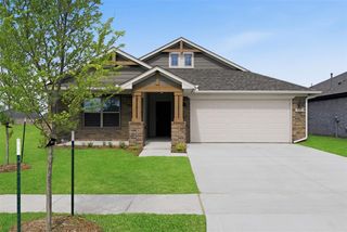 15913 Wolf Creek Way, Moore, OK 73170