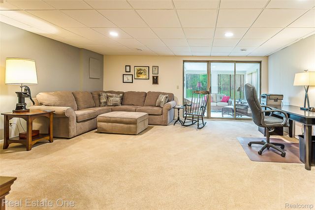 62511 Raleigh Court 6, South Lyon, MI 48178