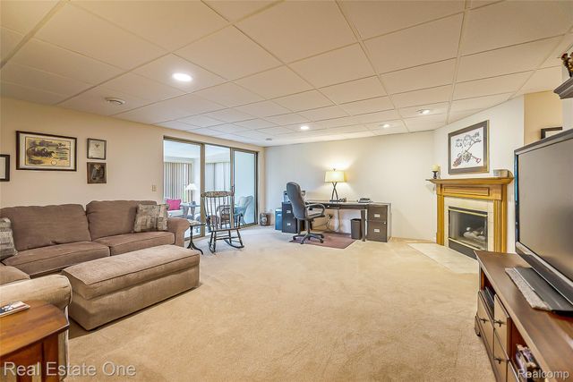 62511 Raleigh Court 6, South Lyon, MI 48178