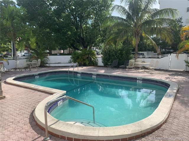 1075 93rd St 206, Bay Harbor Islands, FL 33154