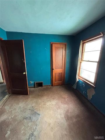 510 Ames Place, Ferguson, MO 63135