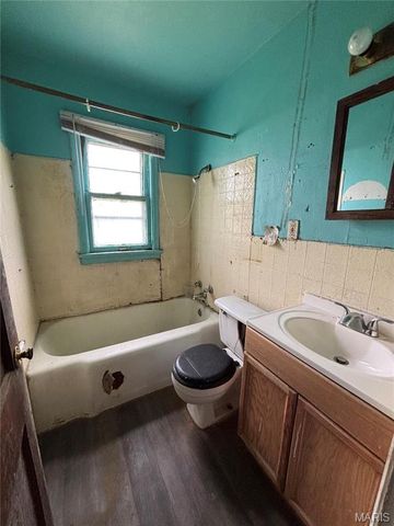 510 Ames Place, Ferguson, MO 63135