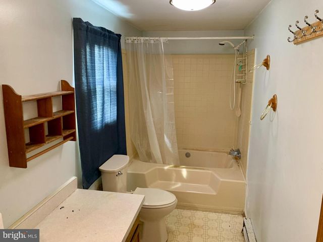 444 DREIBELBIS MILL RD, Shoemakersville, PA 19555