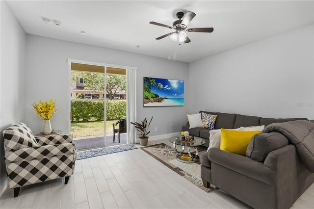 2107 VELVET LEAF DRIVE, Ocoee, FL 34761