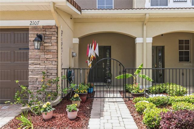 2107 VELVET LEAF DRIVE, Ocoee, FL 34761