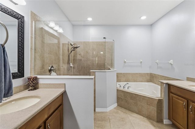 2107 VELVET LEAF DRIVE, Ocoee, FL 34761