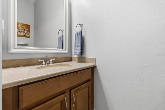 2107 VELVET LEAF DRIVE, Ocoee, FL 34761