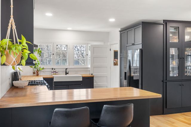 1238 47th Street, Des Moines, IA 50311