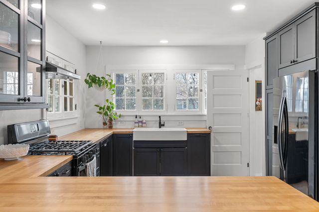 1238 47th Street, Des Moines, IA 50311