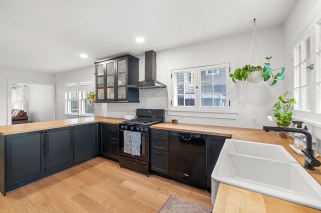 1238 47th Street, Des Moines, IA 50311