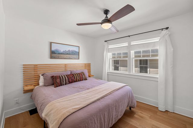 1238 47th Street, Des Moines, IA 50311