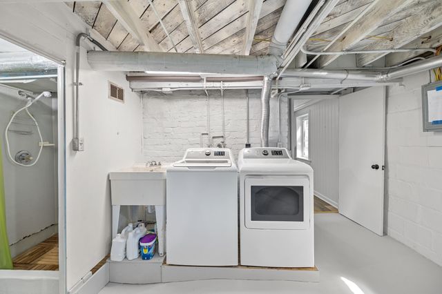 1238 47th Street, Des Moines, IA 50311