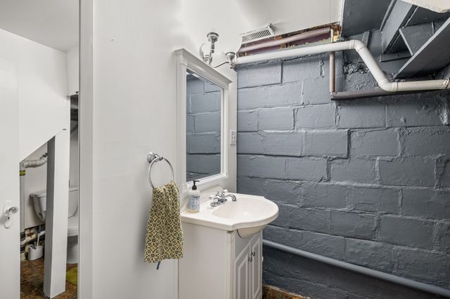 1238 47th Street, Des Moines, IA 50311