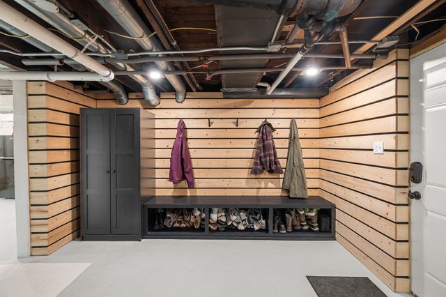 1238 47th Street, Des Moines, IA 50311