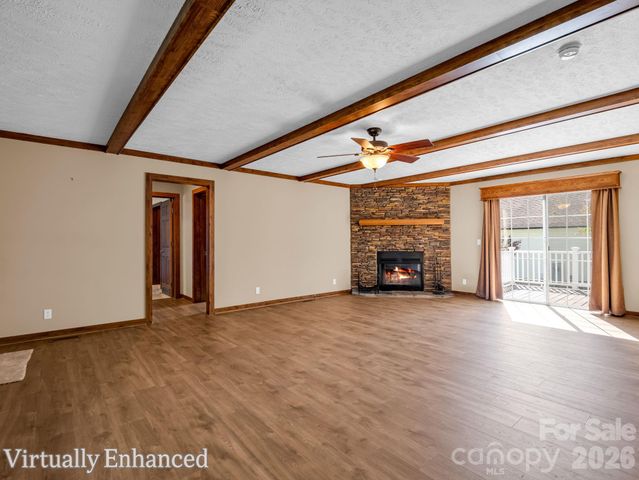 12 N Frederick Lane, Hendersonville, NC 28792