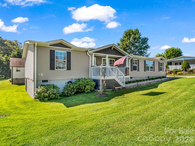 12 N Frederick Lane, Hendersonville, NC 28792