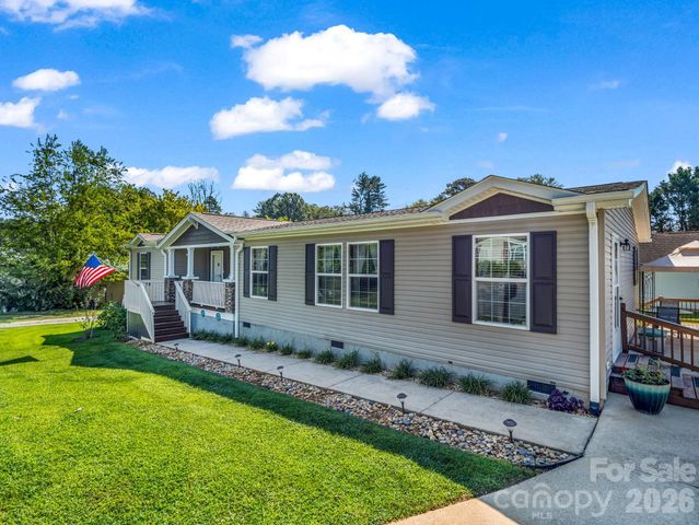 12 N Frederick Lane, Hendersonville, NC 28792