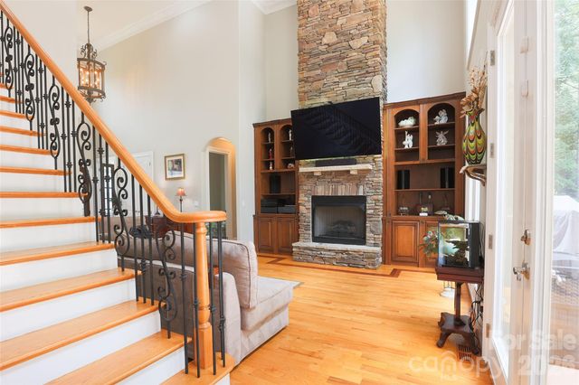 139 Waterbury Drive, Mooresville, NC 28117