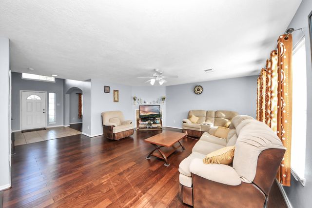 12022 Parkers Hideaway Drive, Houston, TX 77089