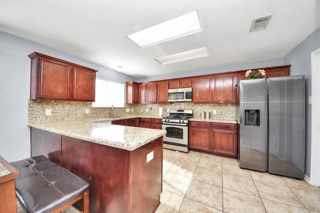 12022 Parkers Hideaway Drive, Houston, TX 77089