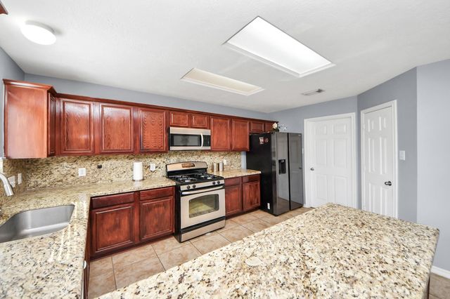 12022 Parkers Hideaway Drive, Houston, TX 77089