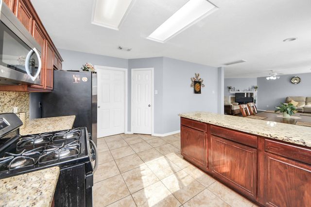 12022 Parkers Hideaway Drive, Houston, TX 77089