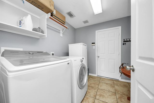 12022 Parkers Hideaway Drive, Houston, TX 77089