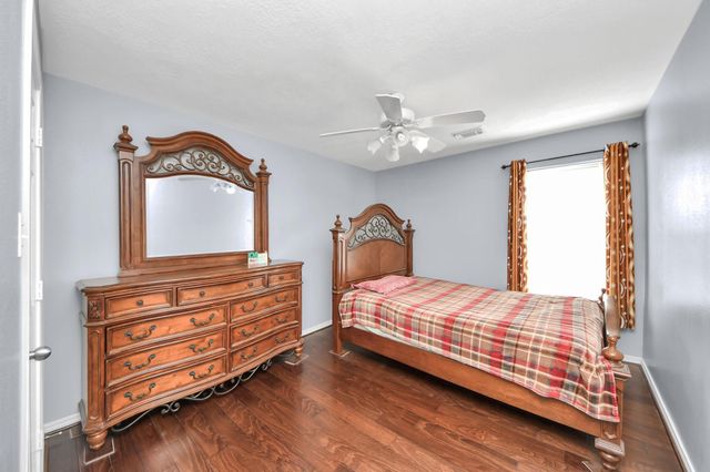 12022 Parkers Hideaway Drive, Houston, TX 77089