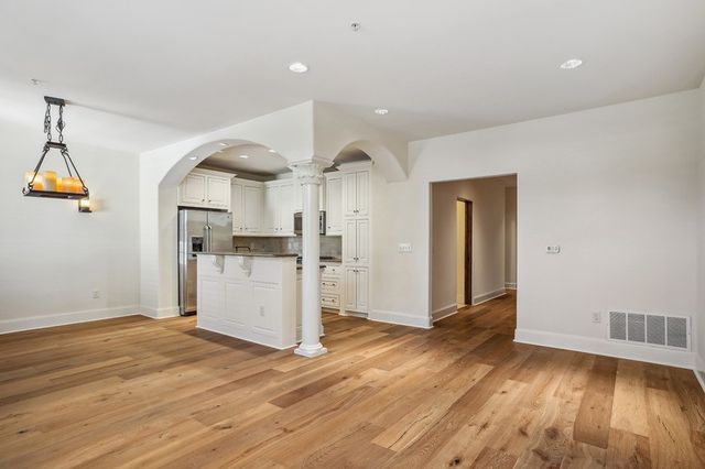 2510 N Henderson 24, Dallas, TX 75206