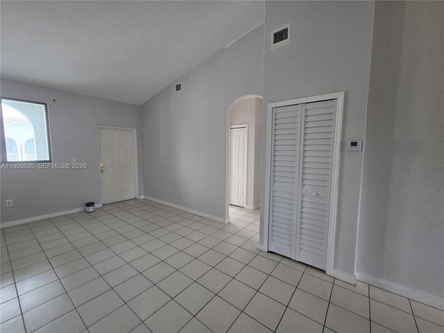 2903 SE 17th Ave 208, Homestead, FL 33035