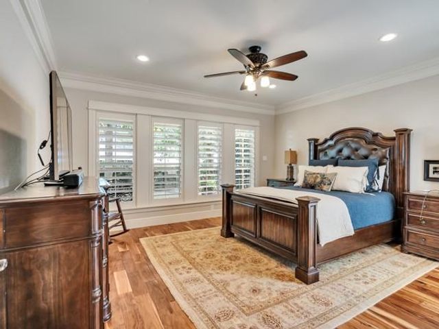 9 Robin Trail, Conroe, TX 77304