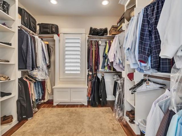 9 Robin Trail, Conroe, TX 77304