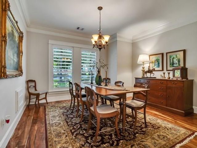 9 Robin Trail, Conroe, TX 77304