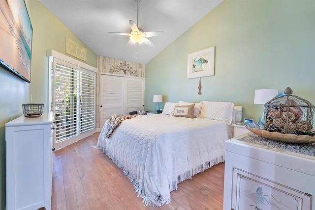 602 Muirfield Court, Jupiter, FL 33458