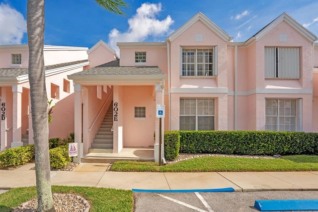 602 Muirfield Court, Jupiter, FL 33458
