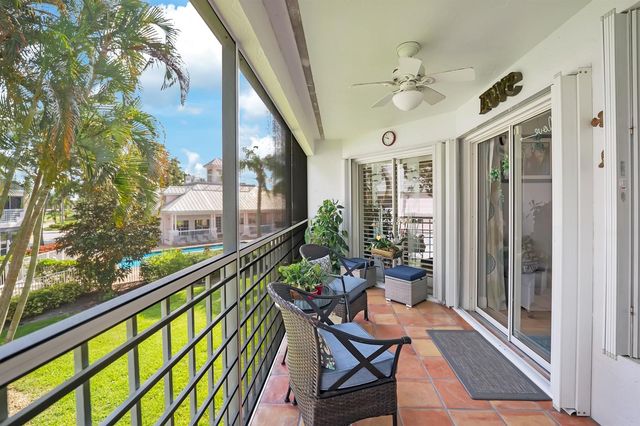 602 Muirfield Court, Jupiter, FL 33458