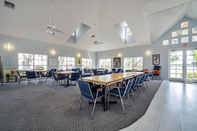602 Muirfield Court, Jupiter, FL 33458