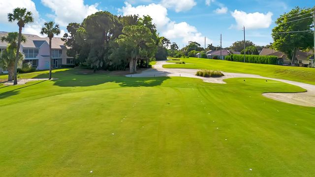 602 Muirfield Court, Jupiter, FL 33458