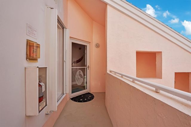 602 Muirfield Court, Jupiter, FL 33458