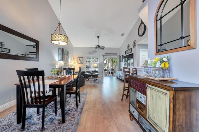 602 Muirfield Court, Jupiter, FL 33458
