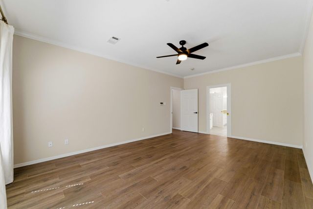 23 Shearwater Place, The Woodlands, TX 77381